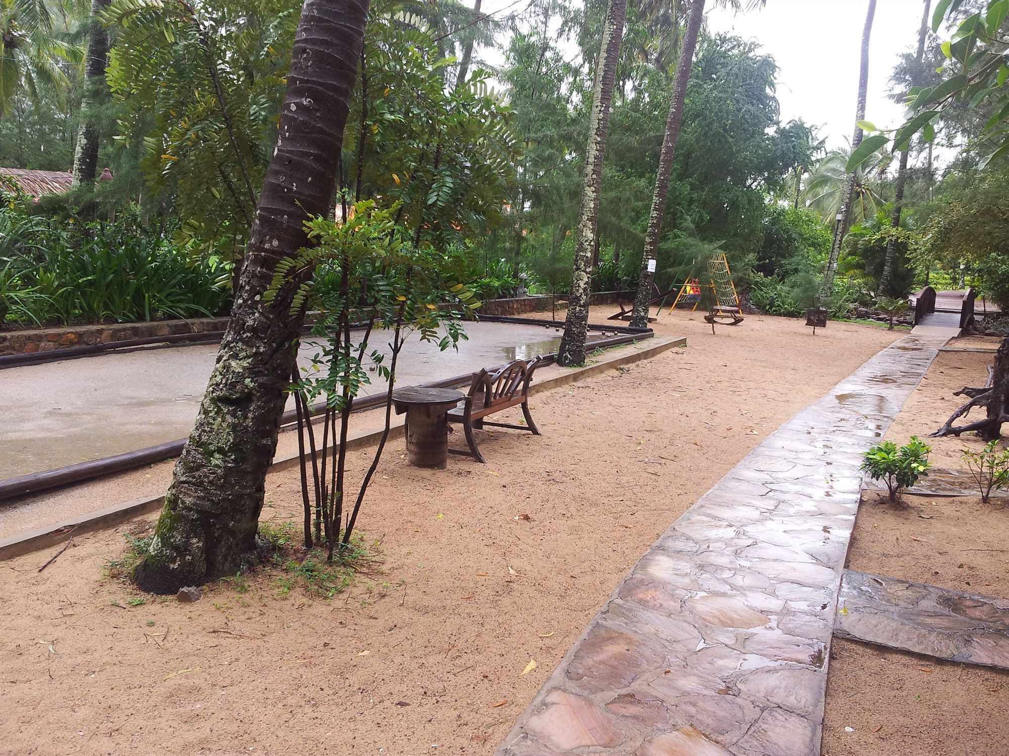 Nataya Round House Coral Bay Resort Kampot Bagian luar foto